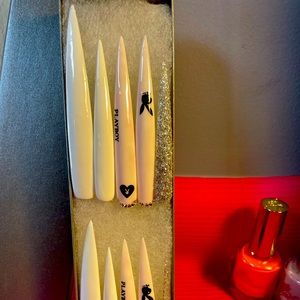 PrettySins Pretty and polished Press on Nails 💅